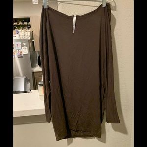 3/4th Sleeve Brown Shift Top. Very Comfy